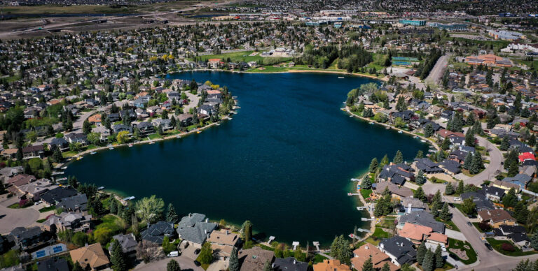 buying a home in Lake Bonavista price and location guide by Cole Porter