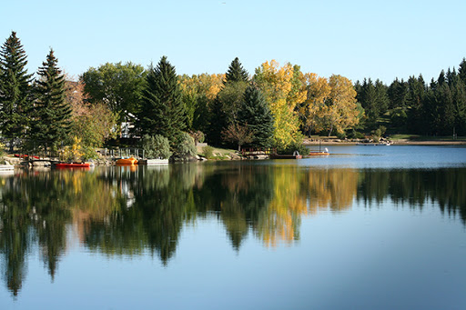Selling a Home in Lake Bonavista: How to Prepare for the Right Buyer